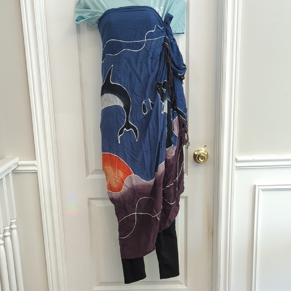 *Free With Purchase*Sarong - Picture 1 of 6